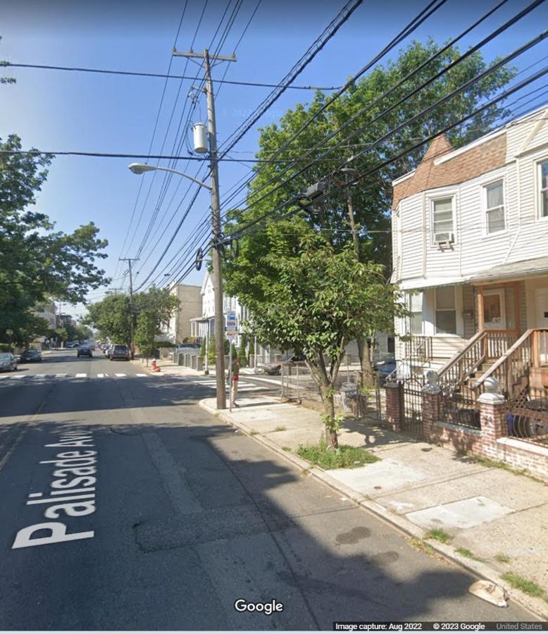 Vila Tranquil Town House With Parking And Laundry - Just 25 Minutes To Time Square! Jersey City Exteriér fotografie